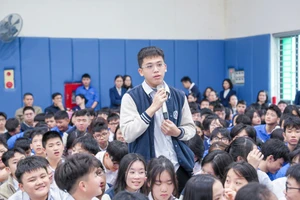 Học sinh được giao lưu, học hỏi nhiều kinh nghiệm về du học.