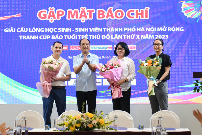 Khởi động giải Cầu lông học sinh - sinh viên TP Hà Nội mở rộng