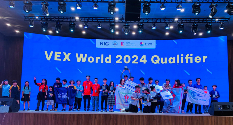 Lộ diện quán quân Giải vô địch quốc gia VEX Robotics 2024