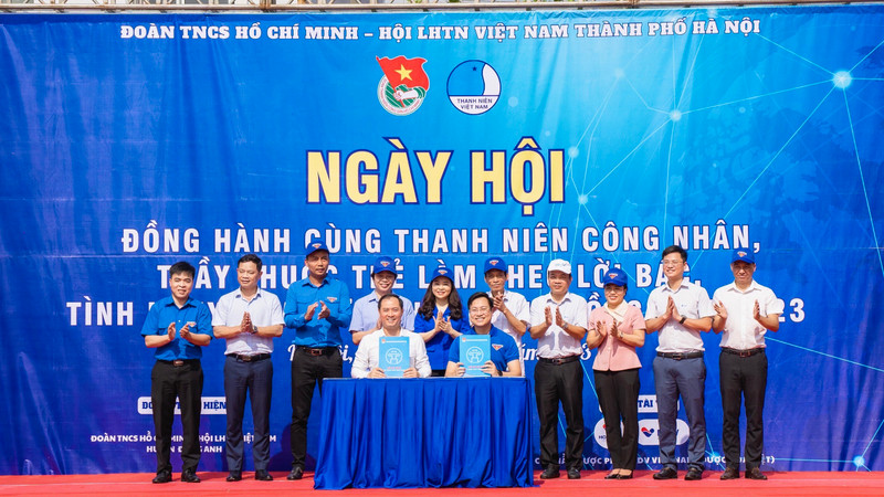 Ngày hội đồng hành cùng thanh niên công nhân