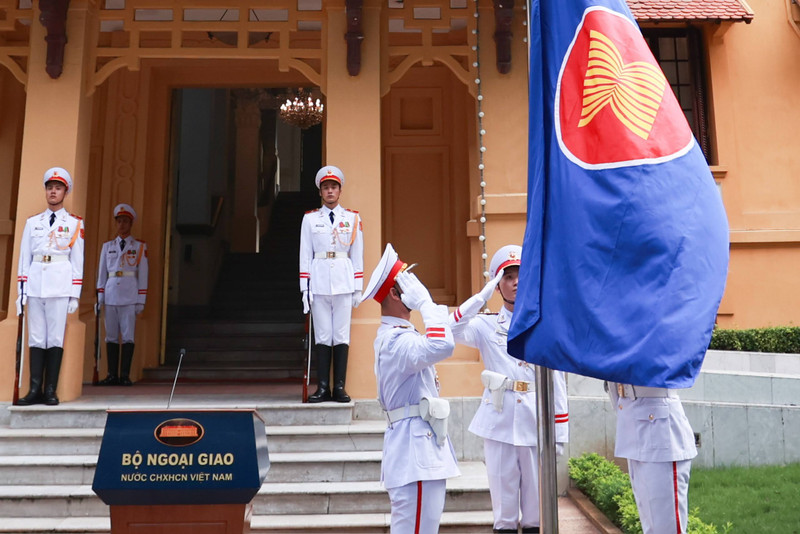 Lễ thượng cờ kỷ niệm 56 năm thành lập ASEAN