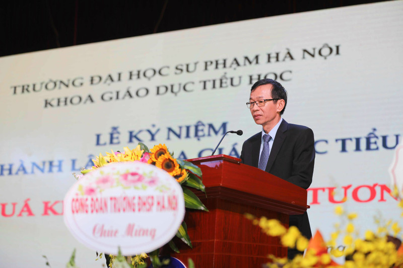 Kỷ niệm 40 năm Khoa Giáo dục Tiểu học: Những giấc mơ trên mây