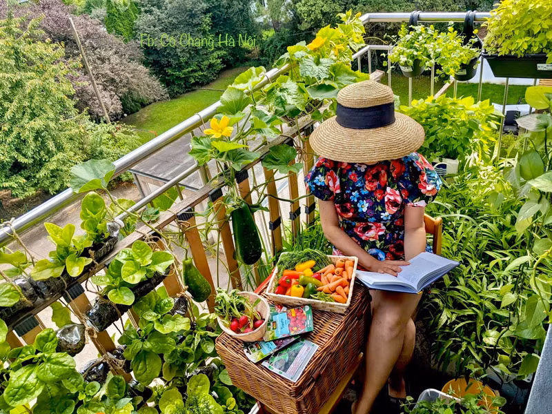 Những khu vườn đẹp như mơ trên ban công chỉ vài mét vuông 