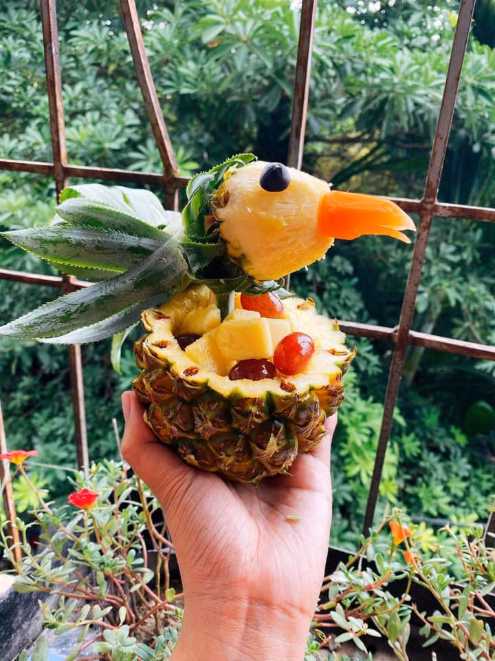 Tạo hình hơi có chút kỳ quái nhưng rất đáng yêu đúng không? Những mâm cỗ Trung thu khiến nhiều bé 'khóc thét'