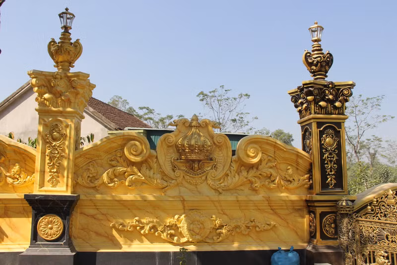 Cận cảnh lâu đài hơn 70 tỷ của đại gia 'đồng nát' ở Nghệ An