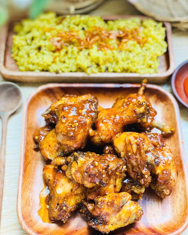 Vợ đảm khoe mâm cơm hấp dẫn khiến chồng đi đâu cũng muốn về nhà