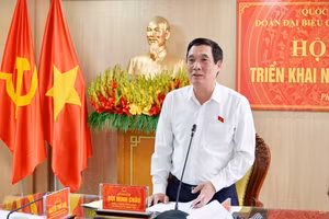 Trưởng Đoàn ĐBQH tỉnh Phú Thọ Bùi Minh Châu.