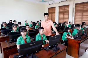 Học sinh Trường THCS Thiện Kế, xã Bình Xuyên (Phú Thọ) được học tập trong lớp học khang trang.