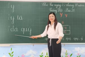 Cô Đoàn Út sáng kiến ra kĩ thuật viết chữ tròn li.