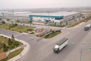 KCN Thăng Long Vĩnh Phúc, xã Bình Xuyên (Phú Thọ) dành 20% quỹ đất cho cây xanh, thảm cỏ, mặt nước và đường giao thông, tạo cảnh quan hài hòa, thân thiện môi trường.