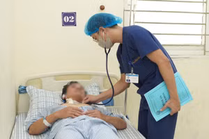 Nhờ được cấp cứu kịp thời, người đàn ông đã hồi phục hoàn toàn. Ảnh: TTYTKV Thanh Sơn