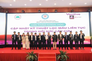 Lễ ra mắt Ban Chấp hành Chi hội Hồi sức Cấp cứu và Chống độc tỉnh Phú Thọ.