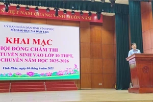 Ông Phạm Khương Duy - Phó Giám đốc Sở GD&ĐT Vĩnh Phúc phát biểu khai mạc Hội đồng chấm thi vào lớp 10 năm 2025.