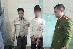 Công an bắt giữ Đ.T.L. Ảnh: Công an tỉnh Phú Thọ