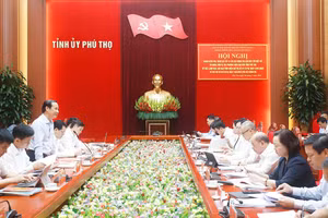 Quang cảnh buổi làm việc.