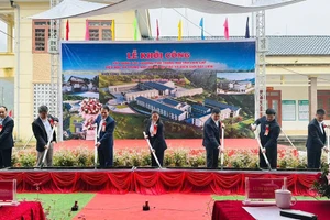 Lễ khởi công xây dựng Trường Phổ thông nội trú liên cấp Tiểu học và THCS Phố Bảng, Tuyên Quang.