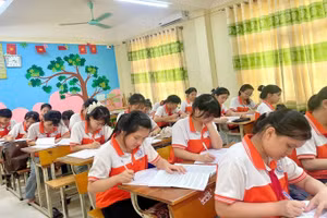 Giờ ôn tập của học sinh Trường THCS Hợp Lý (Phú Thọ).