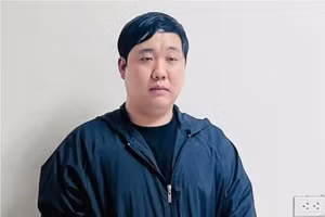 Kim JiWon bị trục xuất khỏi Việt Nam.