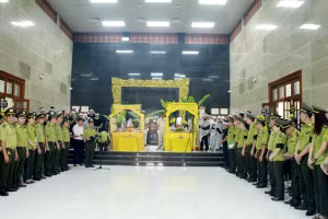 Lễ truy điệu 2 cán bộ kiểm lâm đã anh dũng hy sinh khi làm nhiệm vụ chữa cháy rừng ở Hà Giang. Ảnh tư liệu