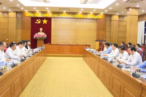 UBND tỉnh Vĩnh Phúc làm việc với Tập đoàn FPT chiều ngày 2/11.