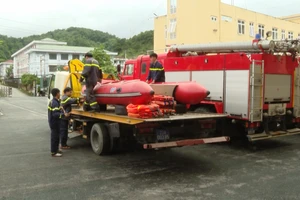 Lực lượng Cảnh sát PCCC và CNCH, Công an tỉnh Hà Giang sẵn sàng phương tiện phục vụ Kỳ thi tốt nghiệp THPT.