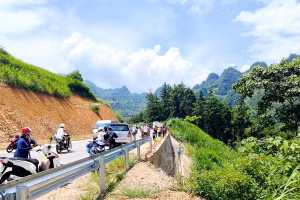 Hiện trường vụ tai nạn khiến 2 người thương vong.