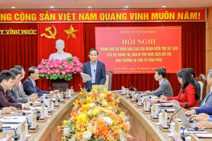 Ông Trần Lưu Quang, Bí thư Trung ương Đảng, Trưởng Ban Chính sách, Chiến lược Trung ương, Trưởng đoàn kiểm tra đã chủ trì hội nghị.