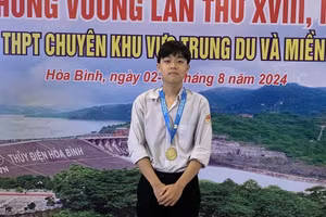 Em Hoàng Mạnh Quân.