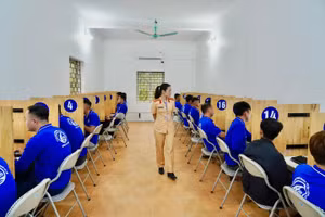 Công an tỉnh Hà Giang tổ chức sát hạch giấy phép lái xe lần đầu tiên sau khi tiếp nhận chức năng, nhiệm vụ.