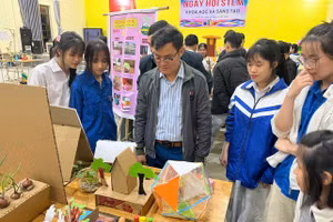 Ngày hội STEM có sự tham gia của gần 500 học sinh.