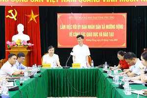 Đoàn công tác của Sở GD&ĐT Phú Thọ làm việc với xã Mường Động.