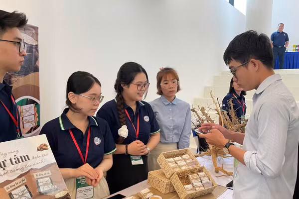 Nhiều dự án tại cuộc thi Khởi nghiệp Xanh 2025 đã tận dụng các nguyên liệu phong phú sử dụng theo kinh tế tuần hoàn.