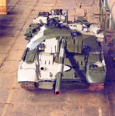 Mỹ sẽ gửi xe tăng T-84 có hệ thống bảo vệ chủ động Drozd cho Ukraine?
