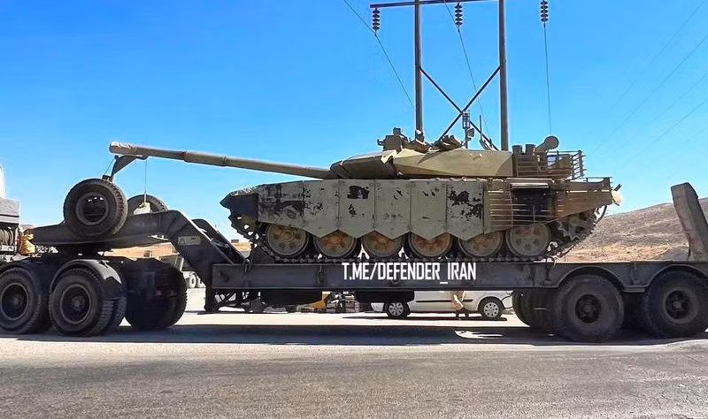 Quân đội Iran bắt đầu nhận hàng loạt xe tăng T-72F tương tự T-90M
