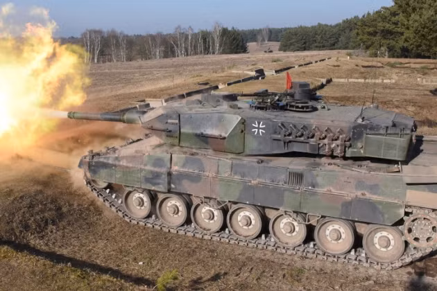 Trong số 54 xe tăng Leopard 2 mà Na Uy đặt hàng từ công ty Krauss-Maffei Wegmann của Đức, 37 chiếc sẽ được lắp ráp tại nhà máy RITEK đặt ở Levanger. Thêm quốc gia được quyền lắp ráp xe tăng Leopard 2