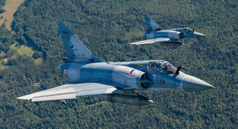 Pháp có chuyển Mirage 2000 cho Kiev?