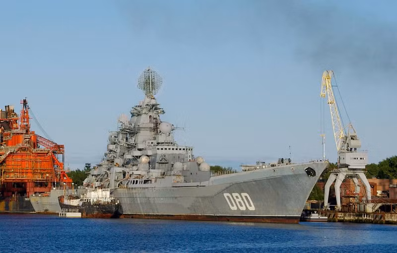 Chi phí sửa chữa tàu tuần dương Đô đốc Nakhimov vượt quá 200 tỷ rúp
