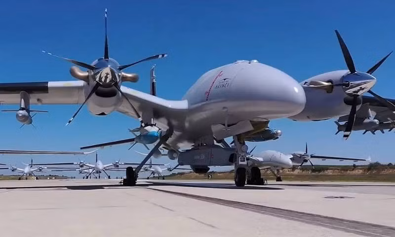 Ukraine sẽ có UAV hạng nặng Bayraktar Akinci mạnh vượt trội TB2