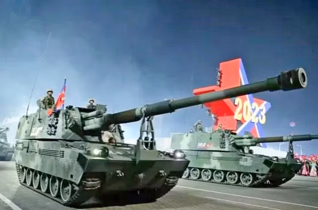 Các lực lượng vũ trang Triều Tiên được trang bị số lượng kỷ lục các hệ thống pháo binh đủ chủng loại, trong đó có những tổ hợp với đặc tính chiến thuật và kỹ thuật khá cao. Triều Tiên giữ kỷ lục về số lượng hệ thống pháo binh