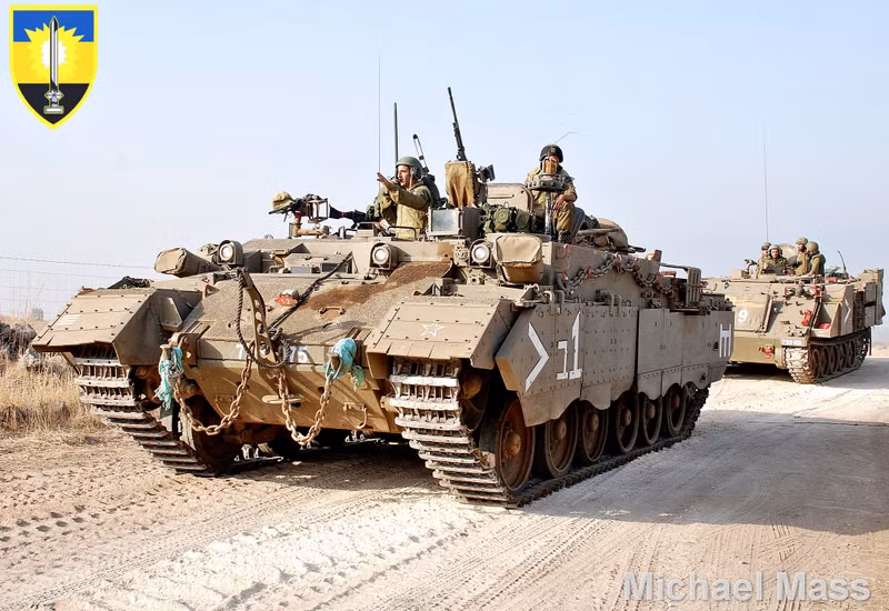 Thiết giáp chở quân siêu nặng 'hàng hiếm' của Israel tham chiến