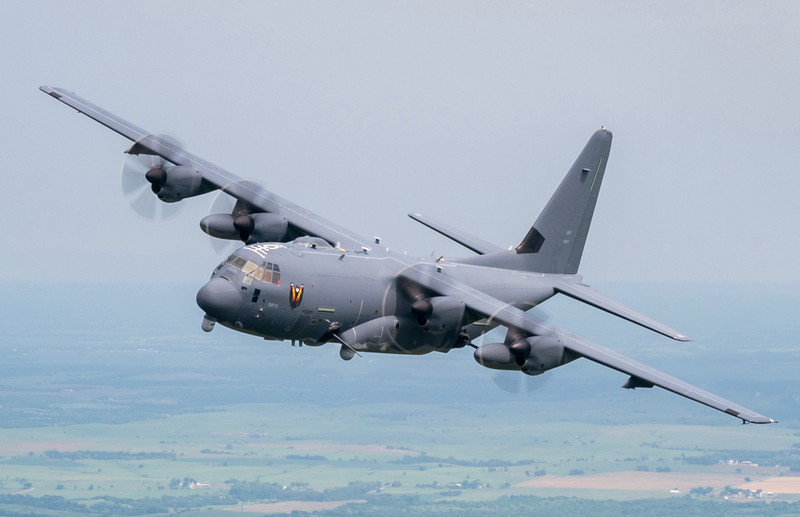 Mỹ tặng máy bay vận tải C-130H Hercules cho đồng minh thân thiết