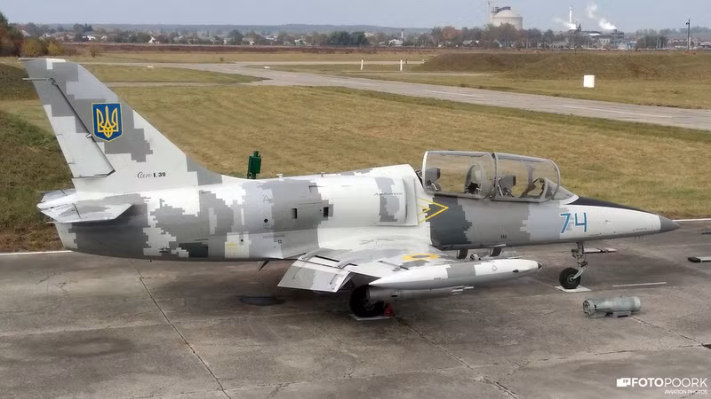 Các phi cơ nói trên sẽ giúp ích ít nhiều cho Lực lượng vũ trang Ukraine trong khi chờ đợi tiêm kích F-16 sẵn sàng tham chiến. Ukraine nhận cường kích hạng nhẹ L-39ZA trong khi chờ đợi F-16