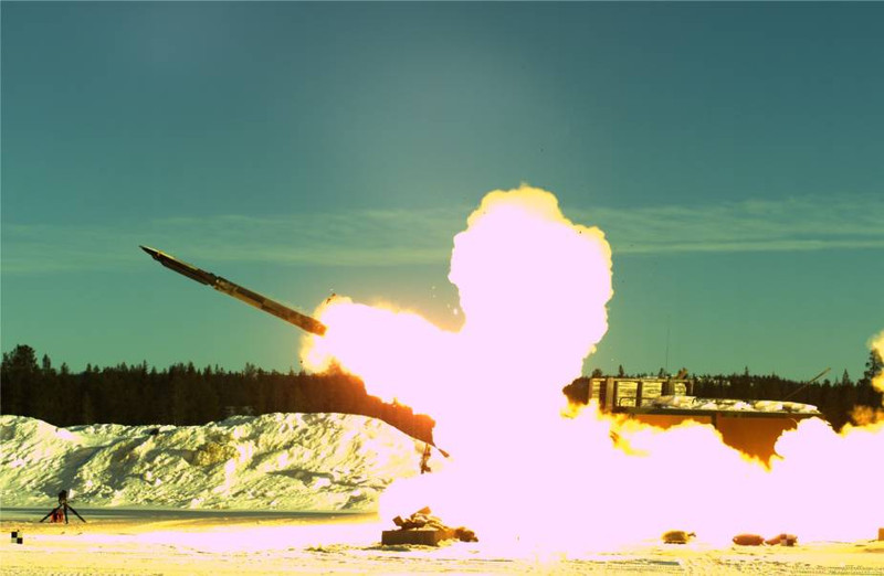 Đạn GLSDB cực mạnh đã được gửi tới cho HIMARS