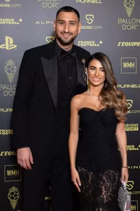 Các nàng WAGs tuyệt đẹp của tuyển Ý ‘đổ bộ’ EURO 2024 