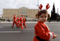 Độc đáo cuộc thi chạy của các ông già Noel khắp thế giới ảnh 21