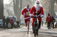 Độc đáo cuộc thi chạy của các ông già Noel khắp thế giới ảnh 22