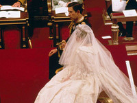 30 bức ảnh ít biết về cuộc đời Công nương Diana yểu mệnh - ảnh 6