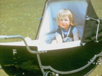 30 bức ảnh ít biết về cuộc đời Công nương Diana yểu mệnh - ảnh 2