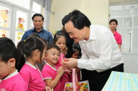 Bộ trưởng Phùng Xuân Nhạ: Quảng Ninh cần tiên phong phát triển giáo dục thông minh ảnh 11 Bộ trưởng Phùng Xuân Nhạ: Quảng Ninh cần tiên phong phát triển giáo dục thông minh ảnh 11