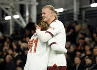 Chùm ảnh: Haaland làm nên lịch sử gần 100 năm tại Man City 